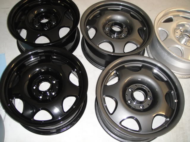 Name:  powderedclkblackgreypairs.jpg
Views: 96
Size:  72.3 KB